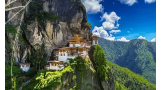 Dreamz the Last Himalayan Kingdom – Experience Bhutan's Timeless Beauty